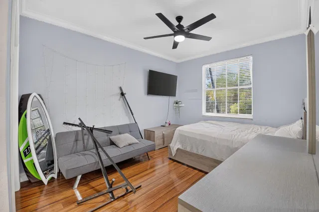 Residence photo 56
