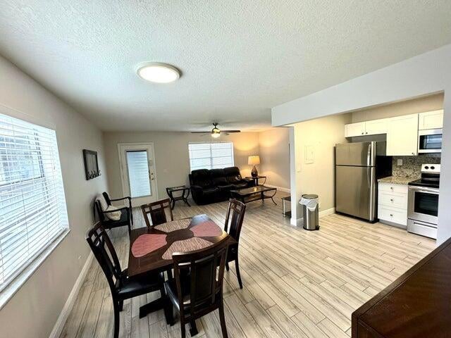 Unit C photo 3