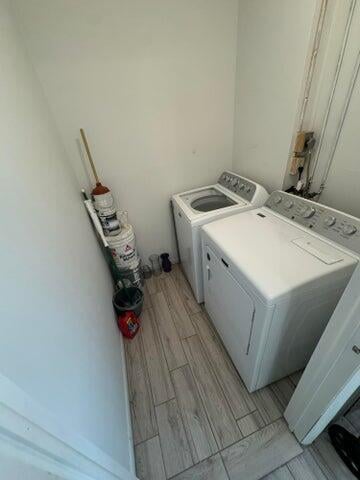 Unit C photo 22