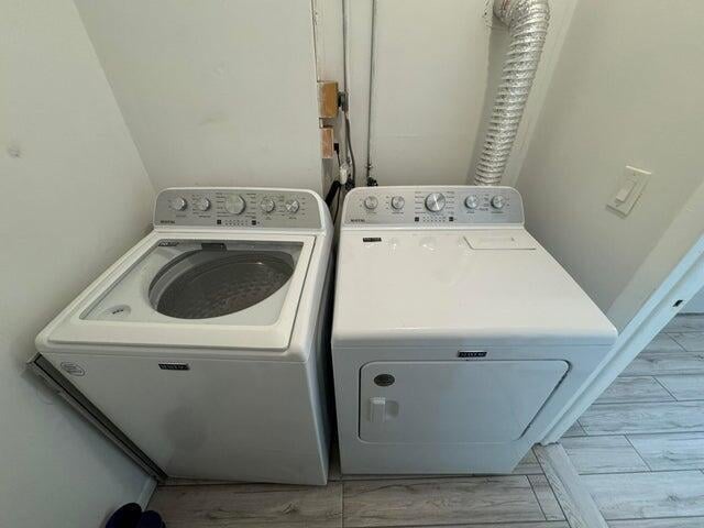 Unit C photo 23