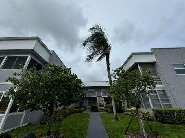 Unit C photo 24