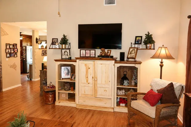 Residence photo 11