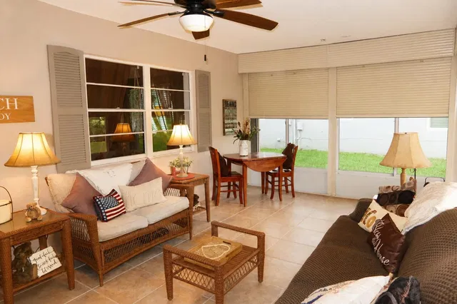Residence photo 20
