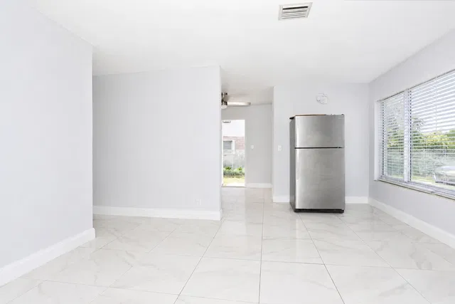 West Palm Beach Residence photo 17