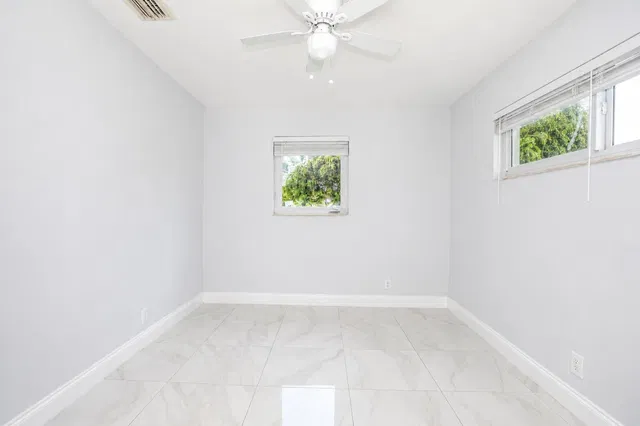 West Palm Beach Residence photo 31