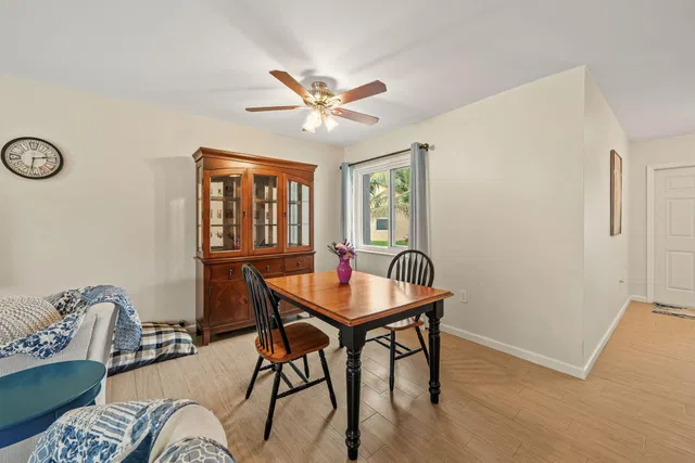 Residence photo 6
