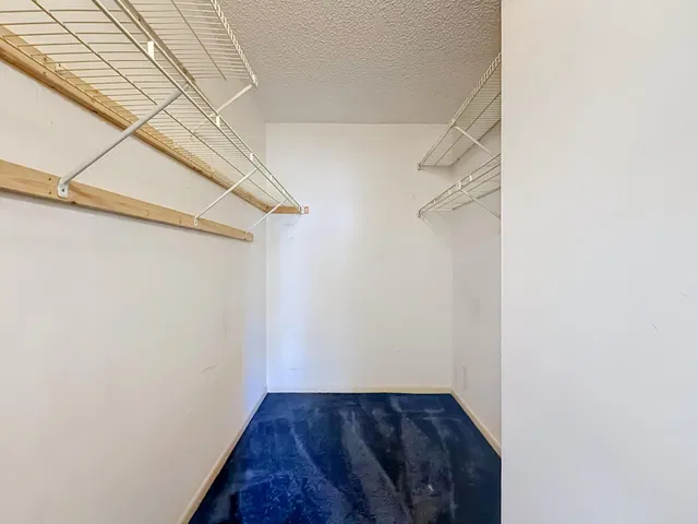 Unit E1 photo 24