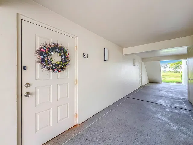 Unit E1 photo 39