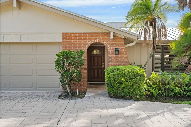 Residence photo 15