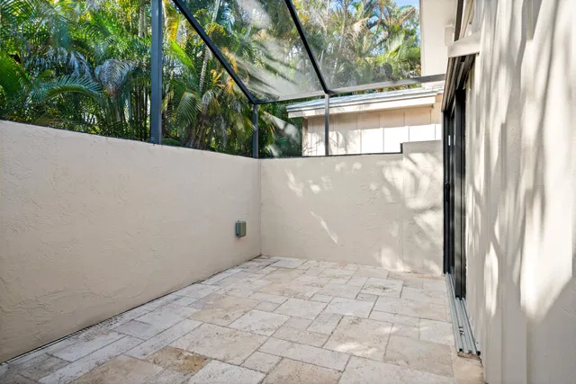 Residence photo 27