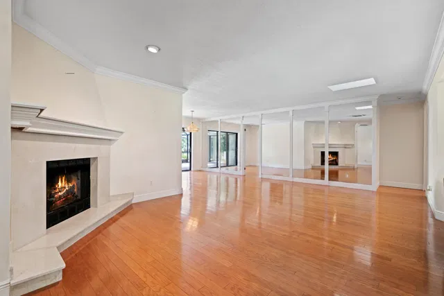 Residence photo 32