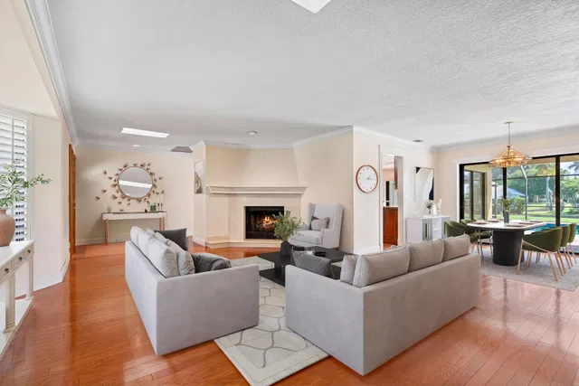 Residence photo 33