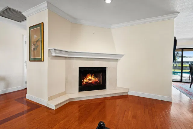 Residence photo 35