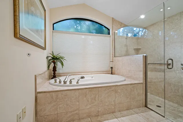 Residence photo 61