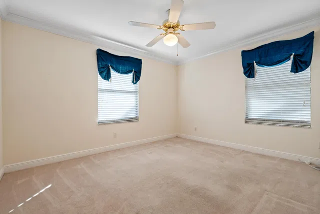 Residence photo 68