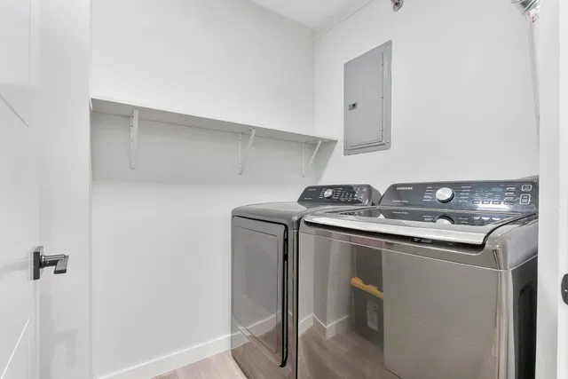  Unit 302 photo 35