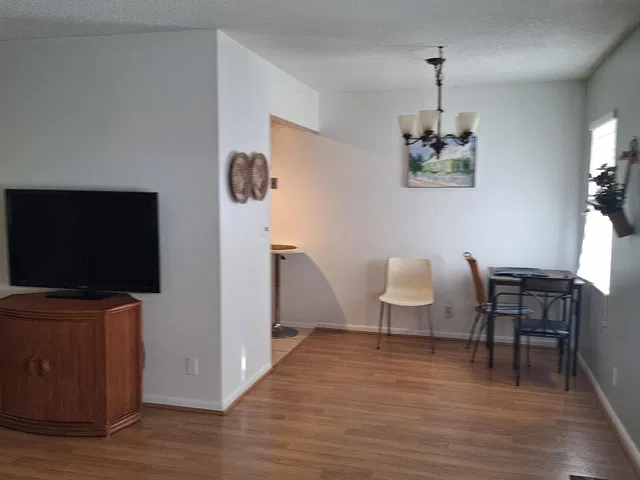  Residence photo 7