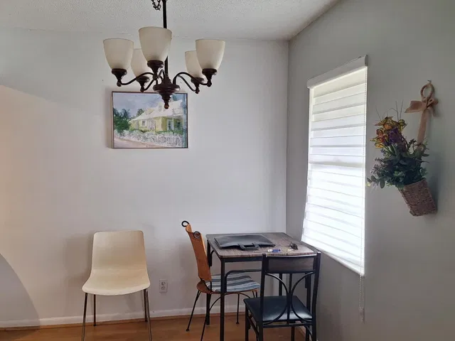  Residence photo 8