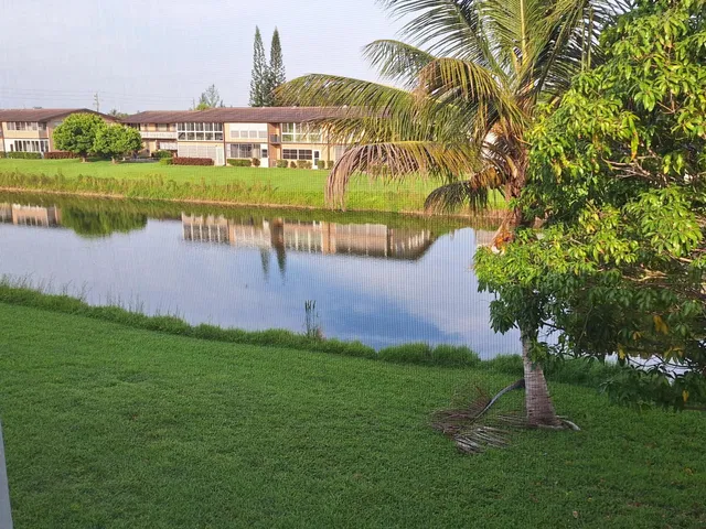 Residence photo 11