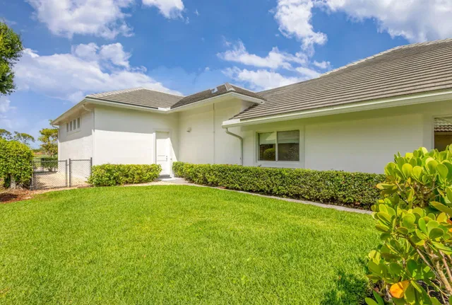 PGA National Palm Beach Gardens Residence photo 39