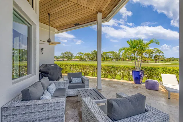 PGA National Palm Beach Gardens Residence photo 46