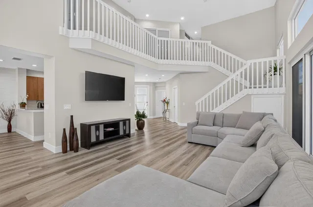 Residence photo 12