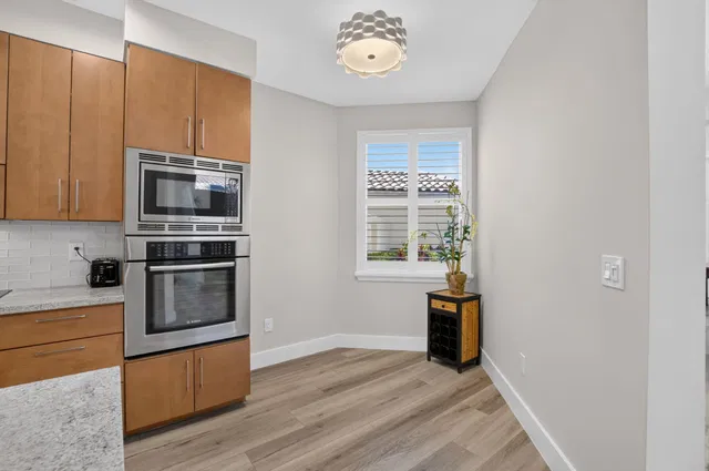 Residence photo 24