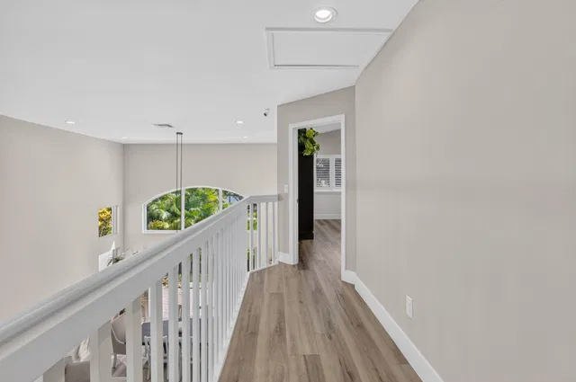 Residence photo 31