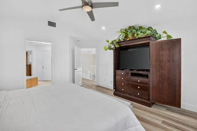 Residence photo 34