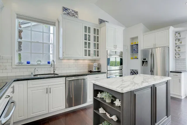 Eastpointe Country Club Residence photo 10