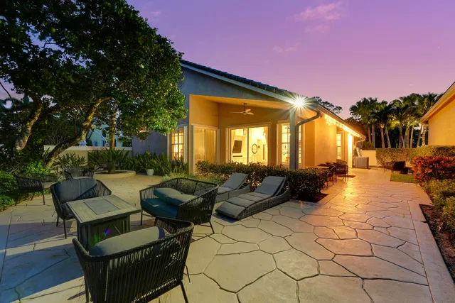 Eastpointe Country Club Residence photo 44
