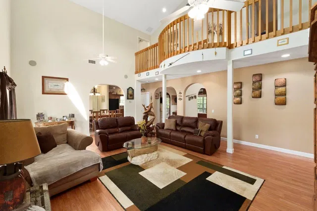 Residence photo 12