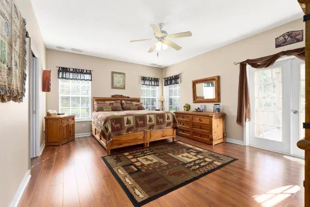 Residence photo 18