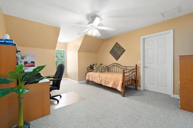 Residence photo 24