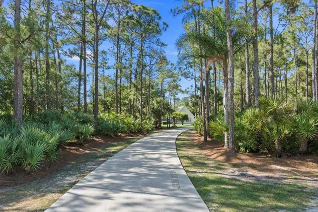 Residence photo 46