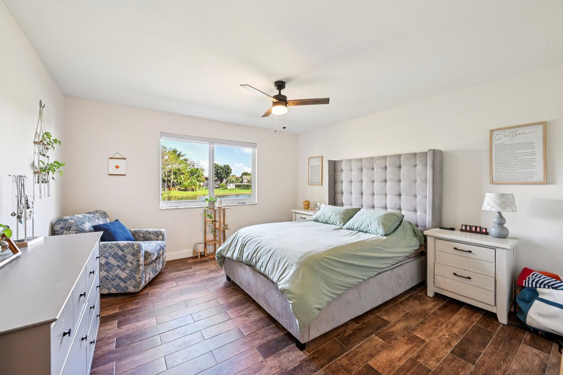 Unit 103 photo 16