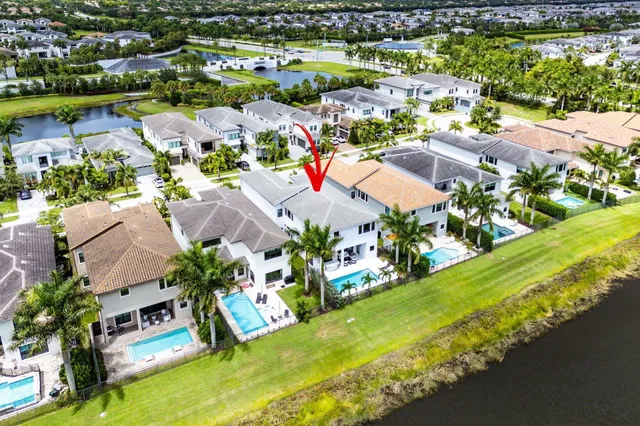 Boca Bridges Residence photo 50
