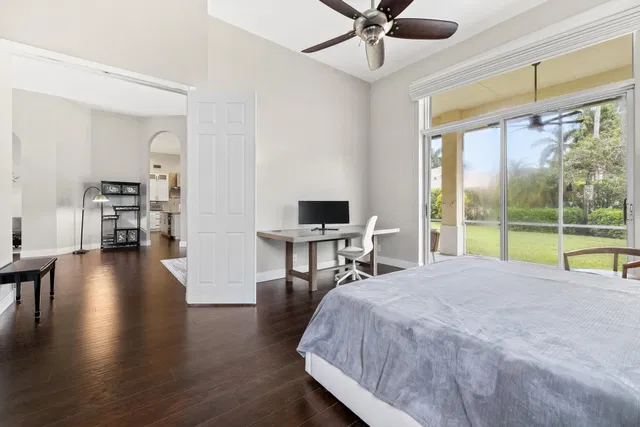 Boca Isles Residence photo 26
