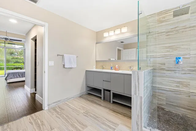 Boca Isles Residence photo 32