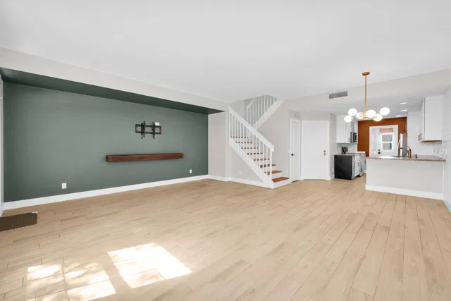 Charleston Court at Abacoa Residence photo 6