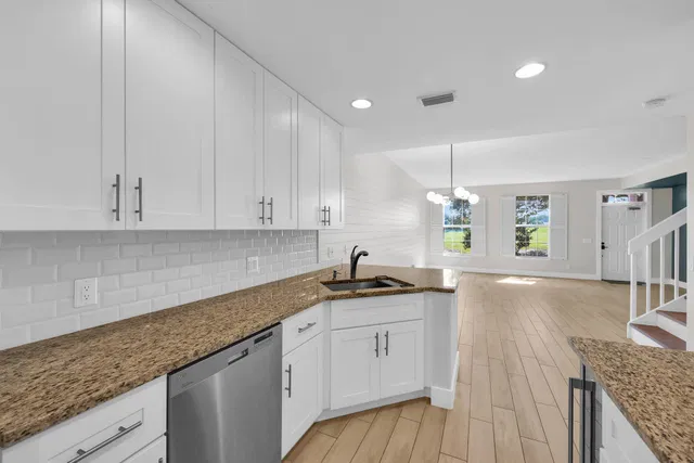 Charleston Court at Abacoa Residence photo 9