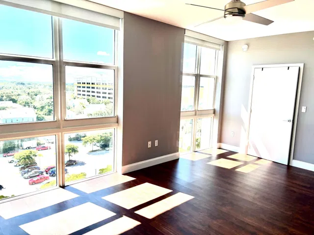 Cityplace South Tower Unit 825 photo 4