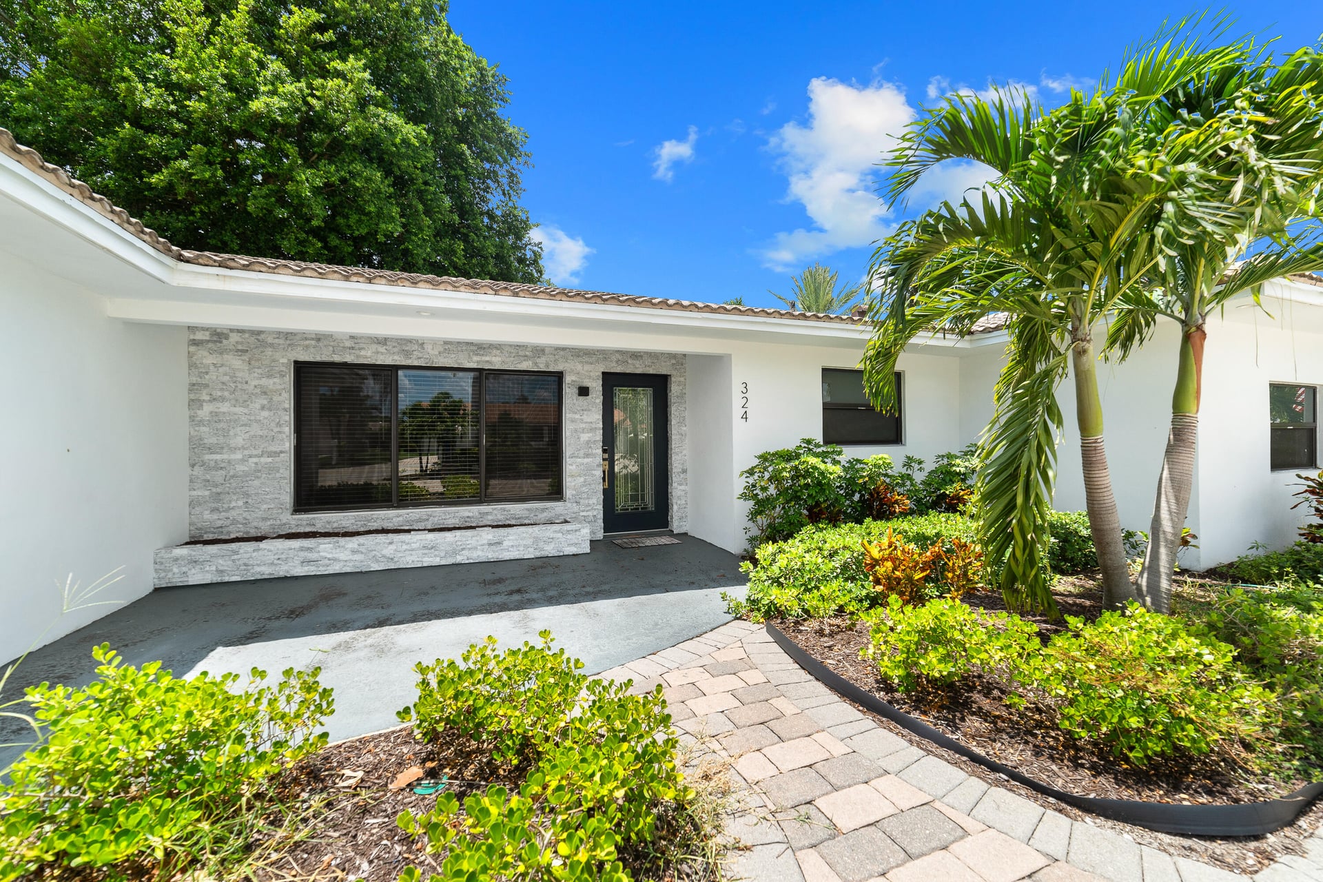 Palm Beach Shores Residence photo 5