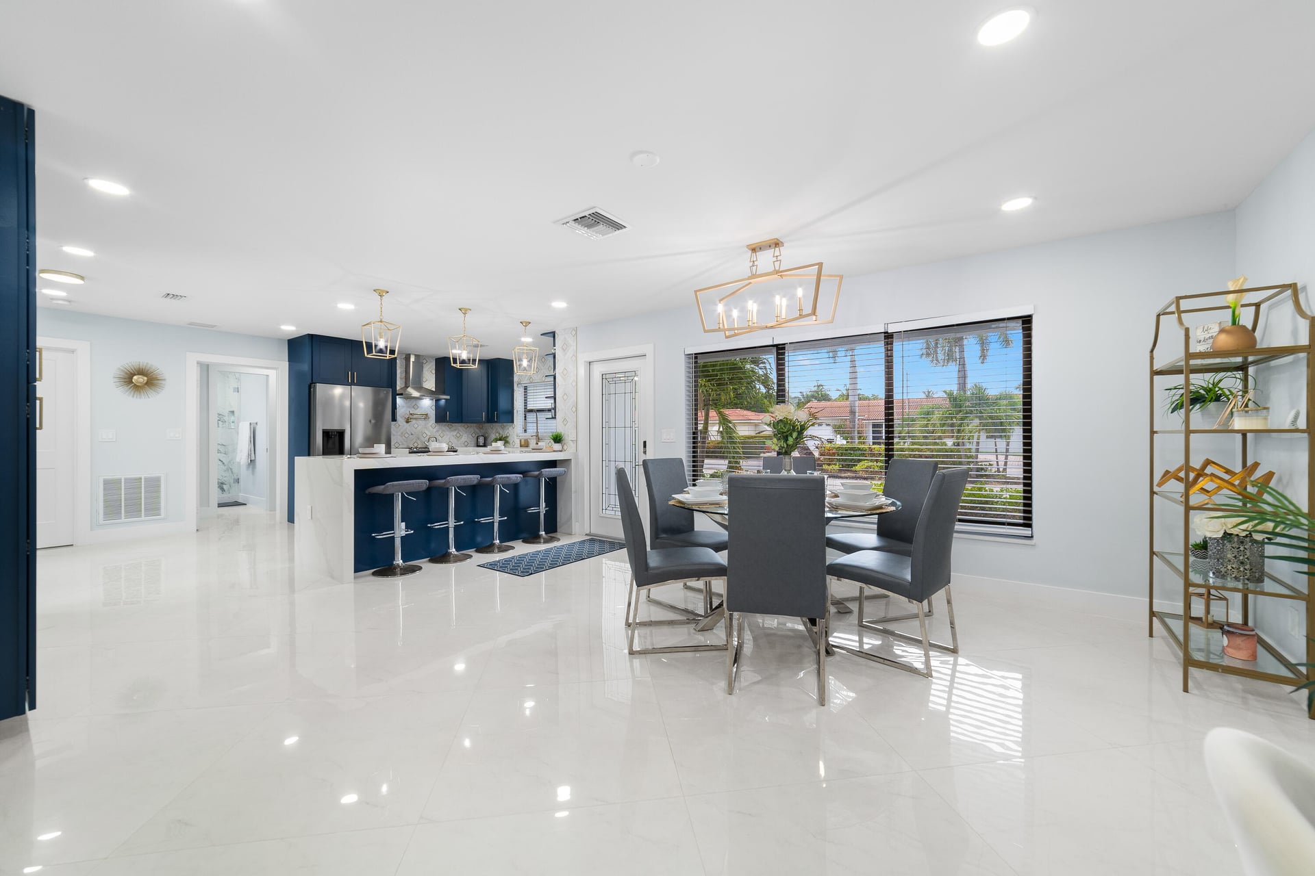 Palm Beach Shores Residence photo 14