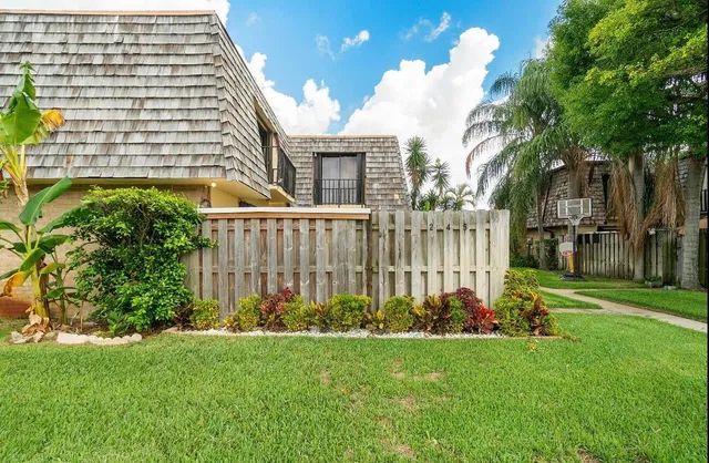 Residence photo 4