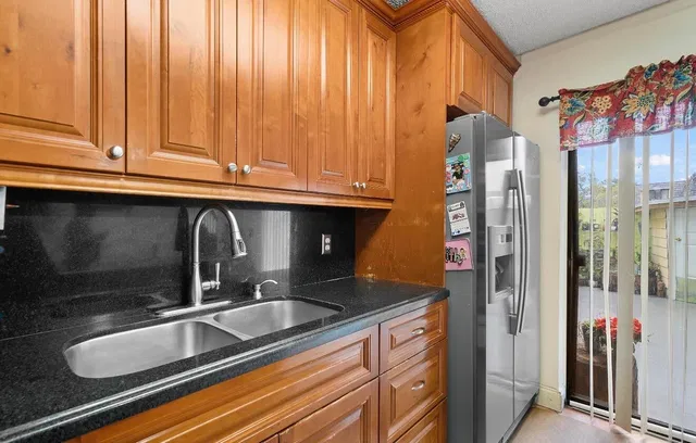 Residence photo 9