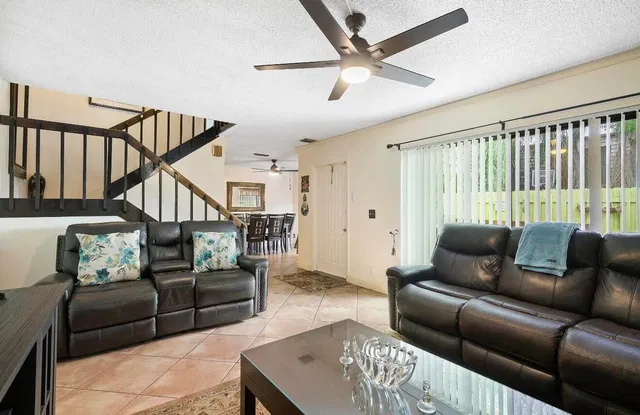 Residence photo 11