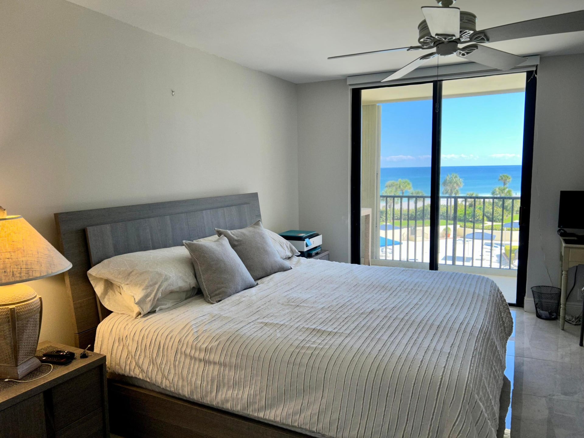 Unit 406 photo 6