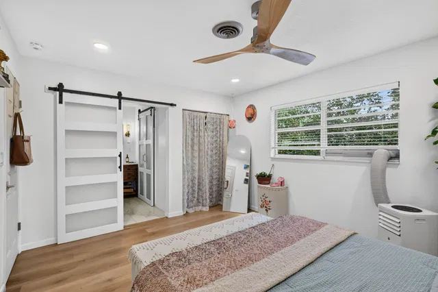 Residence photo 26