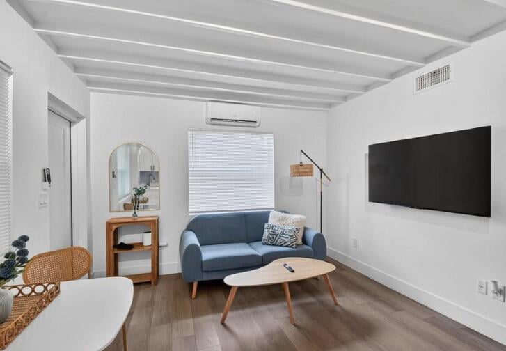 West Palm Beach Residence photo 32